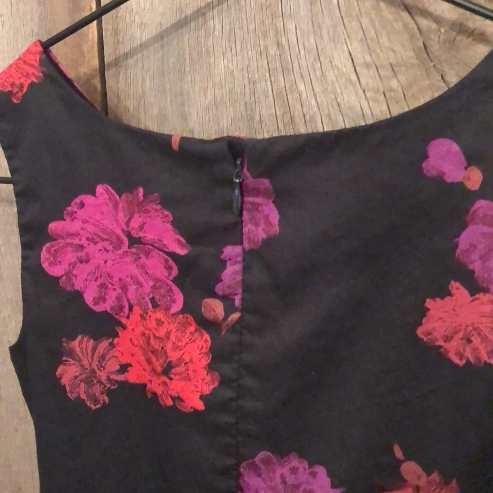 GapKids Floral Dress in Black Size Large 10 Regular Girls